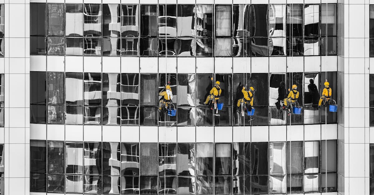 découvrez nos services de nettoyage de façade pour redonner éclat et propreté à vos bâtiments. nous utilisons des techniques efficaces et écologiques pour éliminer salissures, moisissures et pollutions. contactez-nous pour un devis personnalisé et redonnez vie à vos façades.