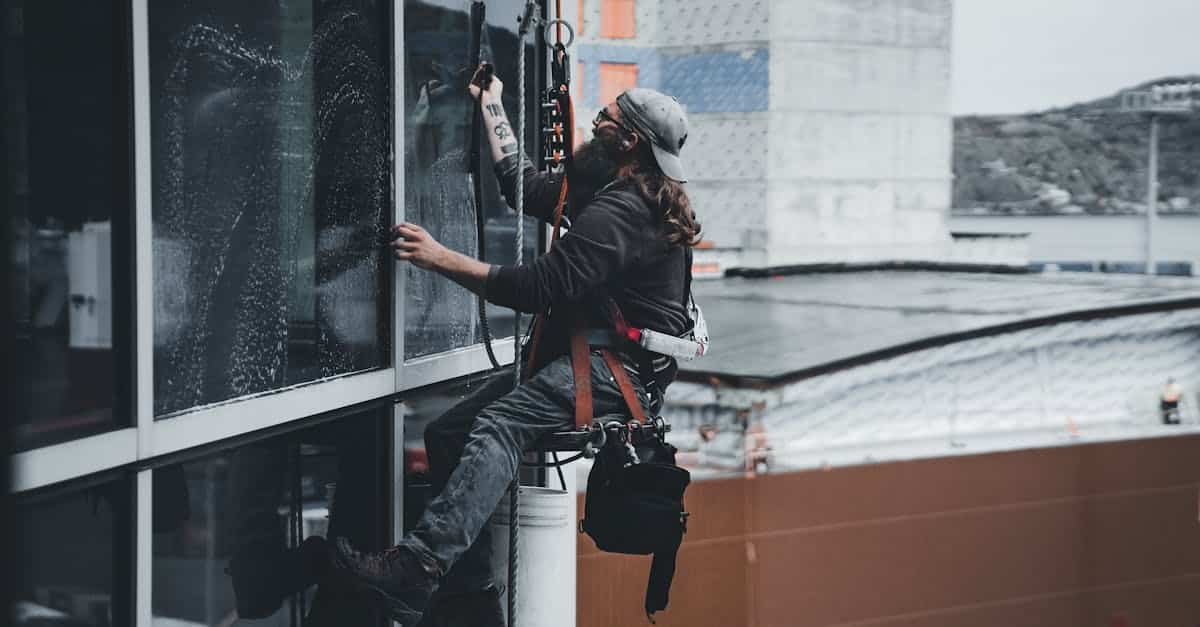 découvrez notre service de nettoyage de façade pour redonner éclat et beauté à votre bâtiment. profitez d'un travail soigné, respectueux de l'environnement, adapté à tous types de surfaces. contactez-nous dès aujourd'hui pour un devis personnalisé!