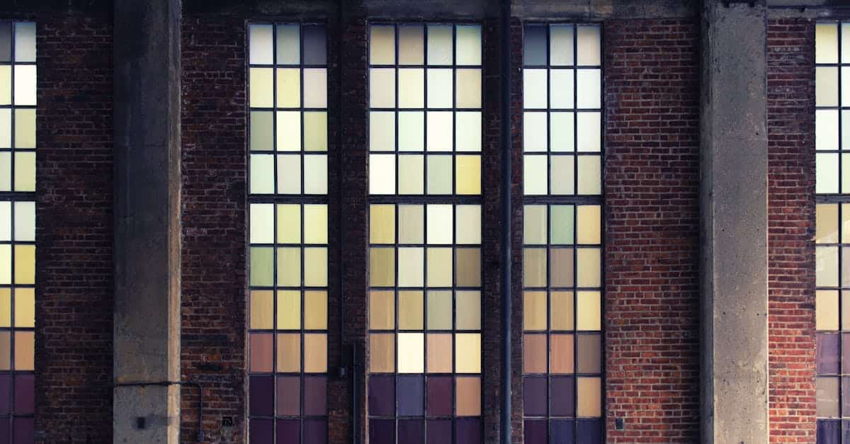 découvrez nos services de rénovation de façade pour redonner vie à votre maison. transformez l'apparence de votre bâtiment grâce à des techniques modernes et éco-responsables. améliorez l'esthétique et la durabilité de votre façade dès aujourd'hui!