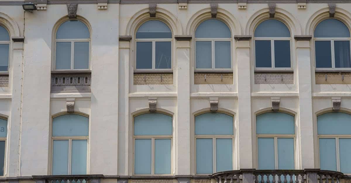 découvrez le monde de la restauration, des techniques de préservation à la mise en valeur des œuvres d'art. explorez les processus qui donnent une nouvelle vie aux objets et aux bâtiments historiques, garantissant leur pérennité pour les générations futures.