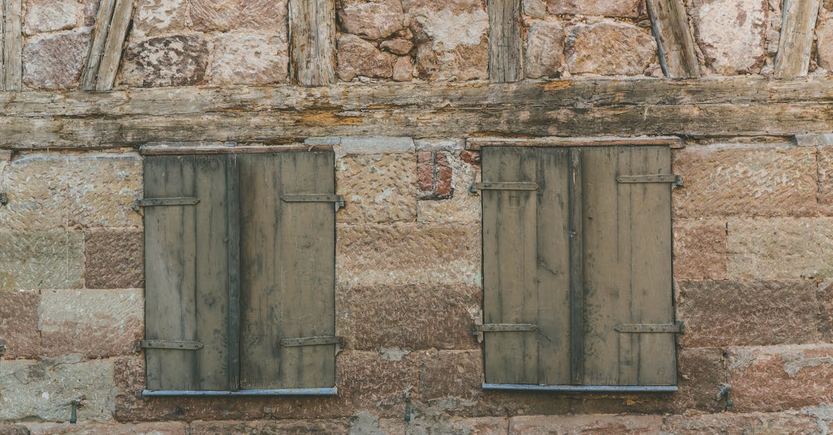 découvrez nos services de rénovation de façade pour redonner vie à l'extérieur de votre maison. améliorez l'esthétique et la durabilité de votre bâtiment grâce à des travaux de qualité adaptés à vos besoins.