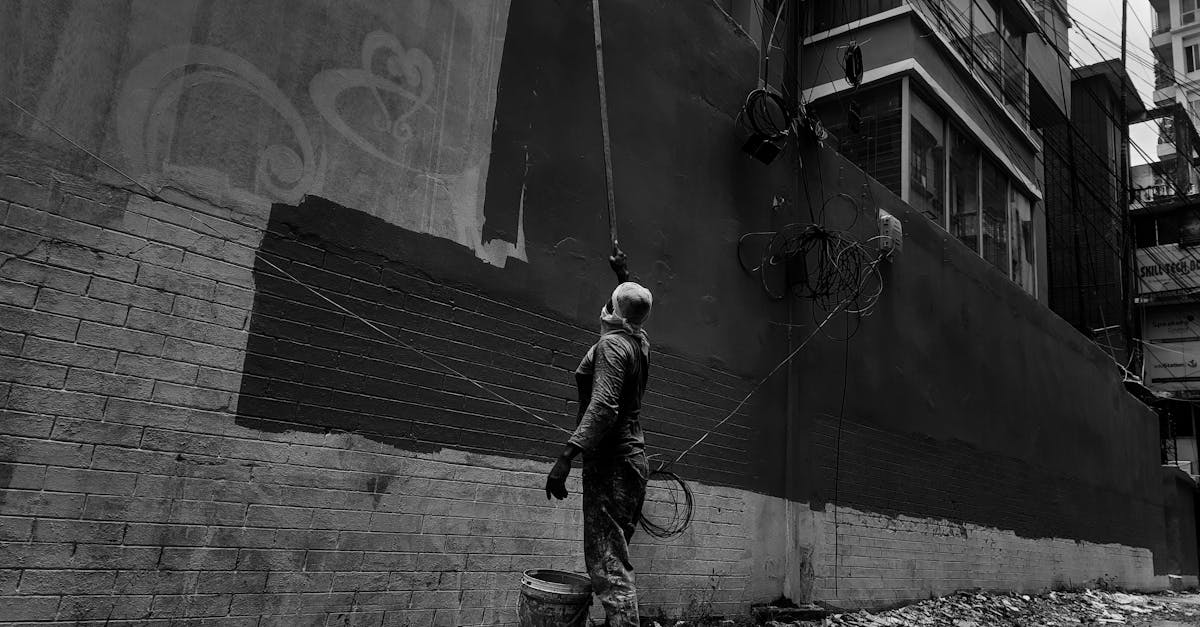 découvrez comment rénover la façade de votre maison avec nos conseils pratiques et astuces professionnelles. améliorez l'esthétique et la durabilité de votre bâtiment tout en valorisant votre patrimoine. transformez votre extérieur en un espace accueillant et moderne.